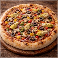 Tomaten, kaas, oregano, champignons, ui, paprika, artisjokken, olijven