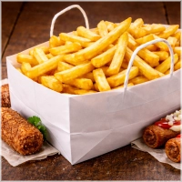 met 4 frikandellen of kroketten